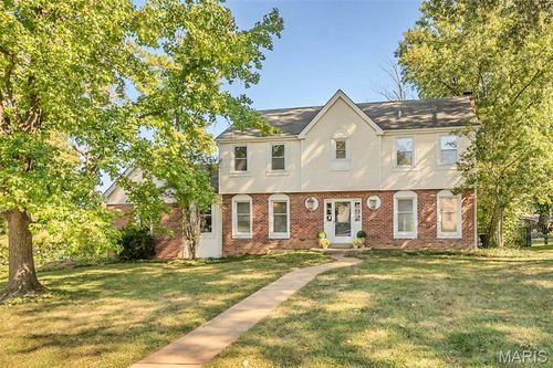 896 Twin Pine Dr, Saint Louis, MO, 63122-2253 | Card Image