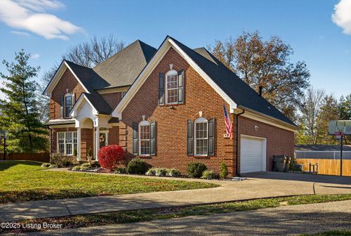 9702 Tufton Ct, Jeffersontown, KY, 40299-3499 | Card Image