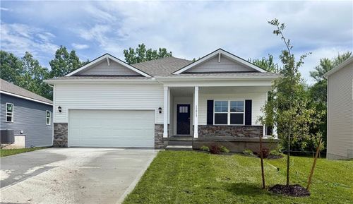 709 Solstice Circle, Belton, MO, 64012 | Card Image