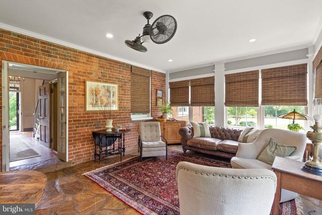 5049 Fairview Ln, House other with 3 bedrooms, 3 bathrooms and null parking in Broad Run VA | Image 25