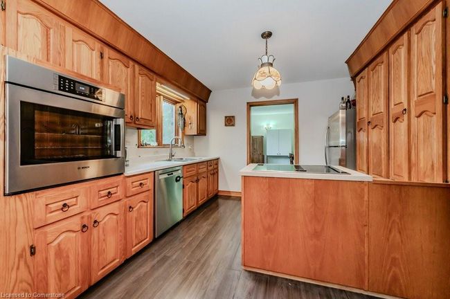 5822 2 Nd Line, Home with 4 bedrooms, 4 bathrooms and 24 parking in Orton ON | Image 8