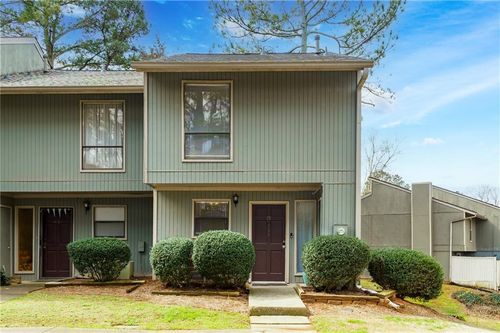 6170 Woodland Rd, Peachtree Corners, GA, 30092-2700 | Card Image