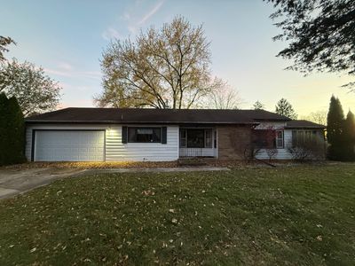 1277 Fairway Drive, House other with 2 bedrooms, 1 bathrooms and 2 parking in FREEPORT IL | Image 1