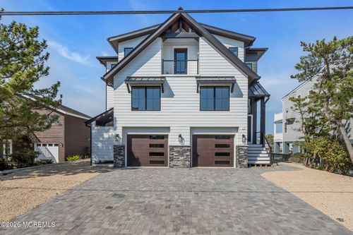 17 Lange Ave, Harvey Cedars, NJ, 08008-5851 | Card Image