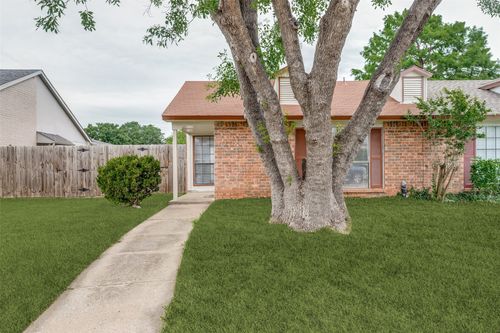 4612 Jenkins Cir, The Colony, TX, 75056-3131 | Card Image