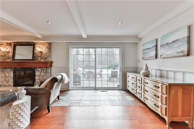 2230 All Saints Cres, House other with 4 bedrooms, 3 bathrooms and 4 parking in Oakville ON | Image 11