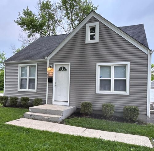 2498 Renwood Place, Columbus, OH, 43211 | Card Image