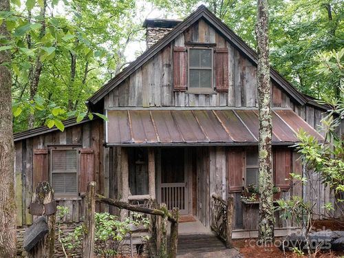 115-139 (#8) Boarding House Way, Sylva, NC, 28779-5559 | Card Image
