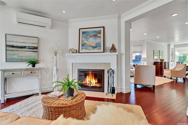 34 Boulevard, House other with 8 bedrooms, 4 bathrooms and null parking in Malba NY | Image 9