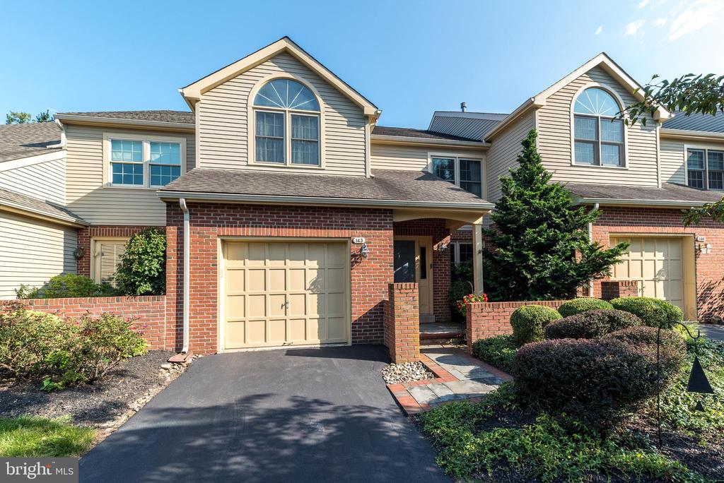 Saddle Ln, Ambler, PA 19002