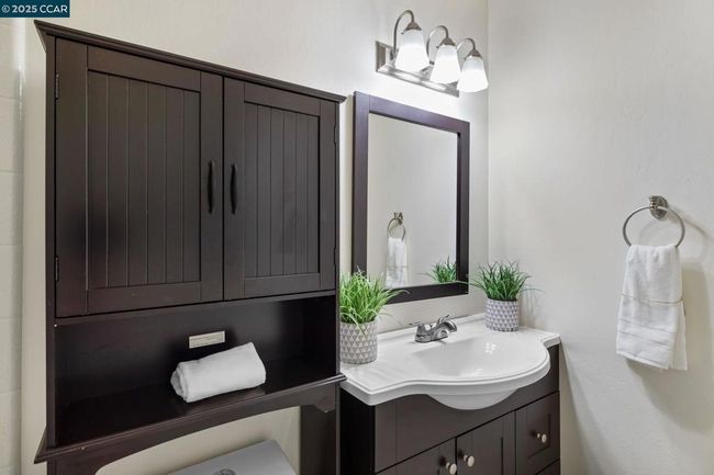 APT-8 - 1945 Trinity Ave, Condo with 2 bedrooms, 2 bathrooms and null parking in Walnut Creek CA | Image 38