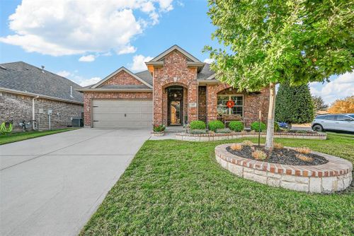 1165 Crest Breeze Drive, Fort Worth, TX, 76052 | Card Image