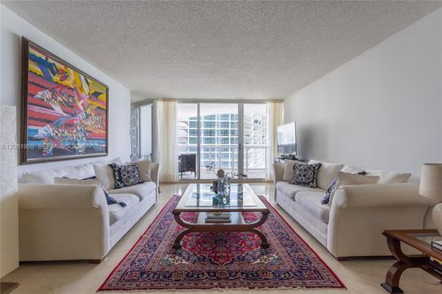 1704-16711 Collins Ave, Sunny Isles Beach, FL, 33160-4260 | Card Image