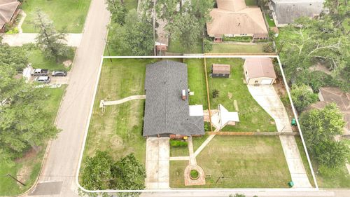 1703 N Roberson St, Conroe, TX, 77301-1852 | Card Image