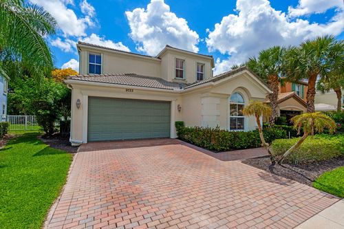 9723 Phipps Ln, Wellington, FL, 33414-3406 | Card Image