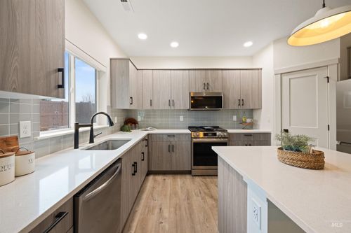 6864 W Corona St, Boise, ID, 83709-8030 | Card Image
