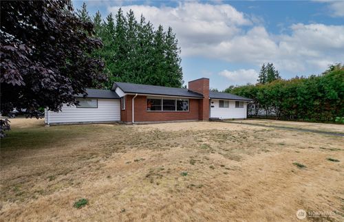 901 E Grover St, Lynden, WA, 98264-1627 | Card Image