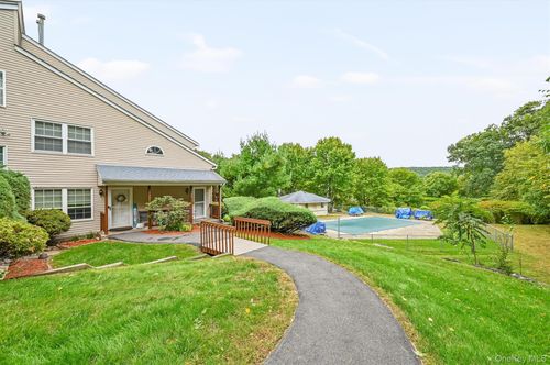 65-1108 Evergreen Court, Woodbury, NY, 10930 | Card Image