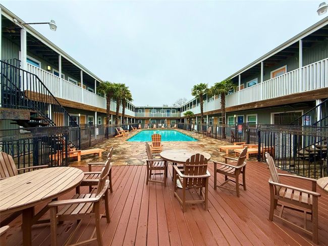 APT-132 - 2401 Manor Rd, Condo with 1 bedrooms, 1 bathrooms and 1 parking in Austin TX | Image 10