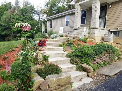 147 Kesler Dr, Rector, PA, 15677-1628 | Card Image