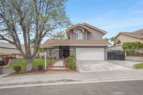 22425 Poplar St, Santa Clarita, CA, 91390-4066 | Card Image