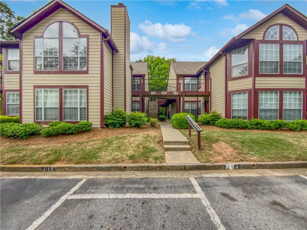 Wentworth Ct, Johns Creek, GA 30022
