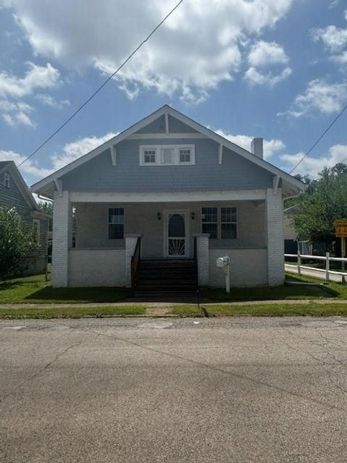 47 Fairfax Ave, Wheeling, WV, 26003-1425 | Card Image