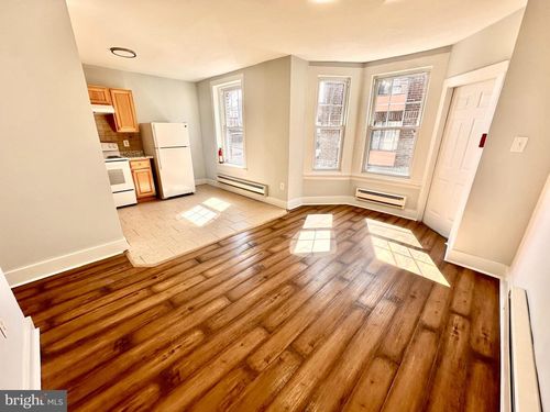 2f-241 W Queen Lane, PHILADELPHIA, PA, 19144 | Card Image