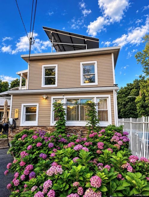 2-3 Carlisle Place, Yonkers, NY, 10701 | Card Image