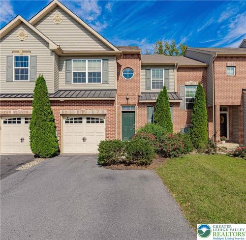 5155 Dogwood Trl, ALLENTOWN, PA, 18104-8208 | Card Image