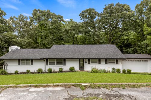 4520 Locksley Ln, Chattanooga, TN, 37416-2912 | Card Image
