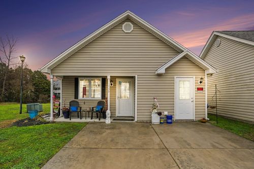 1733 Jacqueline Ct, Myrtle Beach, SC, 29577-8105 | Card Image