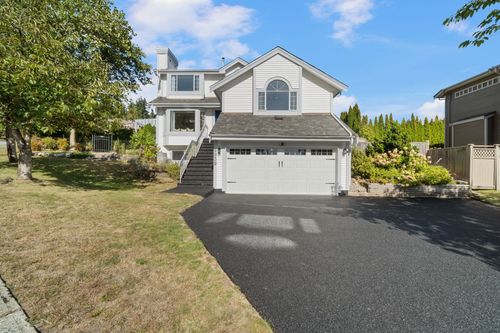 2939 Cliffrose Cres, Coquitlam, BC, V3E2T2 | Card Image