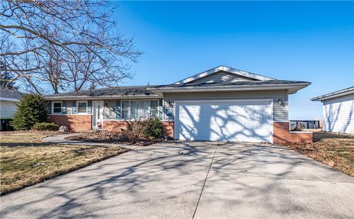 205 Rayjon Dr, Oreana, IL, 62554-9751 | Card Image