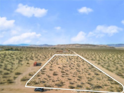 56882 Castillo Rd, Landers, CA, 92285 | Card Image