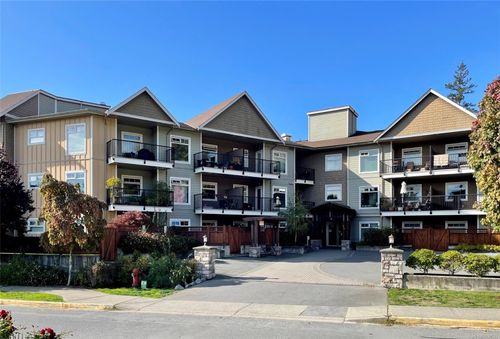 214-21 Conard St, Victoria, BC, V8Z0C4 | Card Image