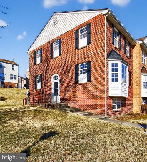 5718 E Boniwood Turn, CLINTON, MD, 20735-4154 | Card Image