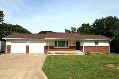 421 S Springfield, House other with 4 bedrooms, 2 bathrooms and null parking in Anthony KS | Image 3