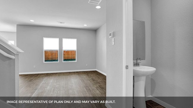 142 Palo Pinto Dr, House other with 3 bedrooms, 3 bathrooms and 2 parking in Kyle TX | Image 6