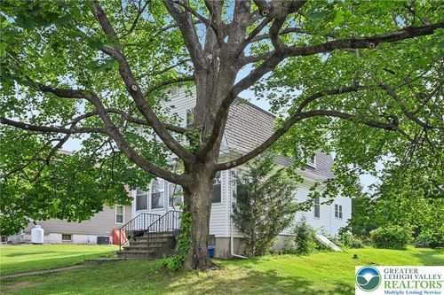 820 Gilly Ave, BETHLEHEM, PA, 18015-4208 | Card Image