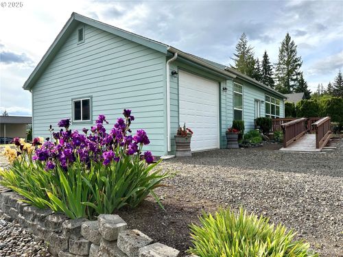 173 Steelhead Dr, Silver Creek, WA, 98585-9718 | Card Image