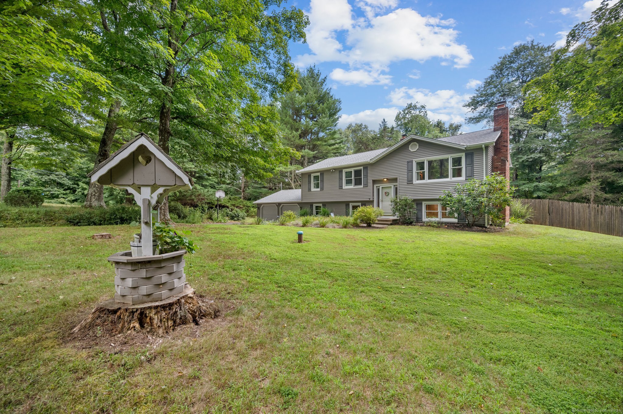 Community House Rd, Southbury, CT 06488