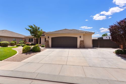 952 E 3800 S, Washington, UT, 84780-1381 | Card Image
