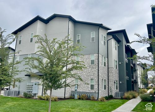 302-472 W 40 S, Providence, UT, 84332-6135 | Card Image