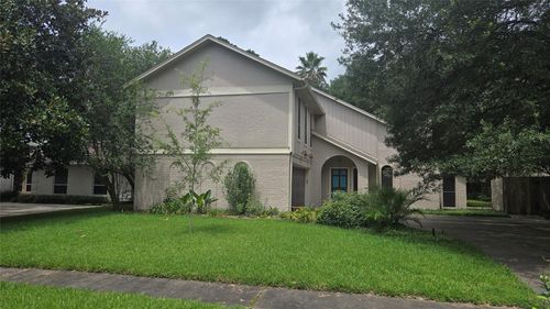515 Lorie Ln, Seabrook, TX, 77586-5018 | Card Image