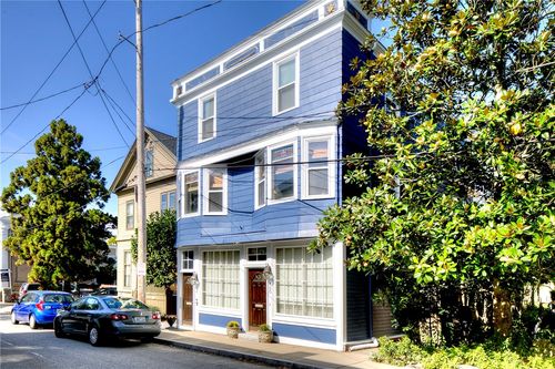 98 John St, Newport, RI, 02840-3108 | Card Image