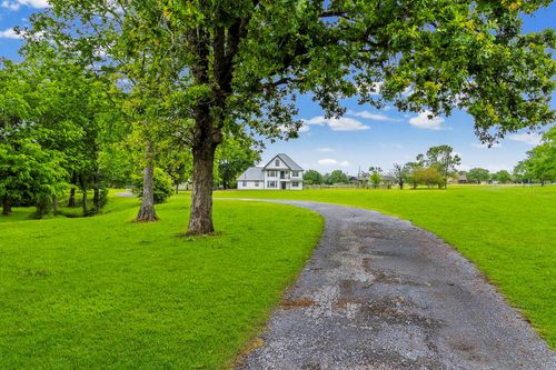 1985 Eastridge Ln, Madisonville, TX, 77864-2157 | Card Image
