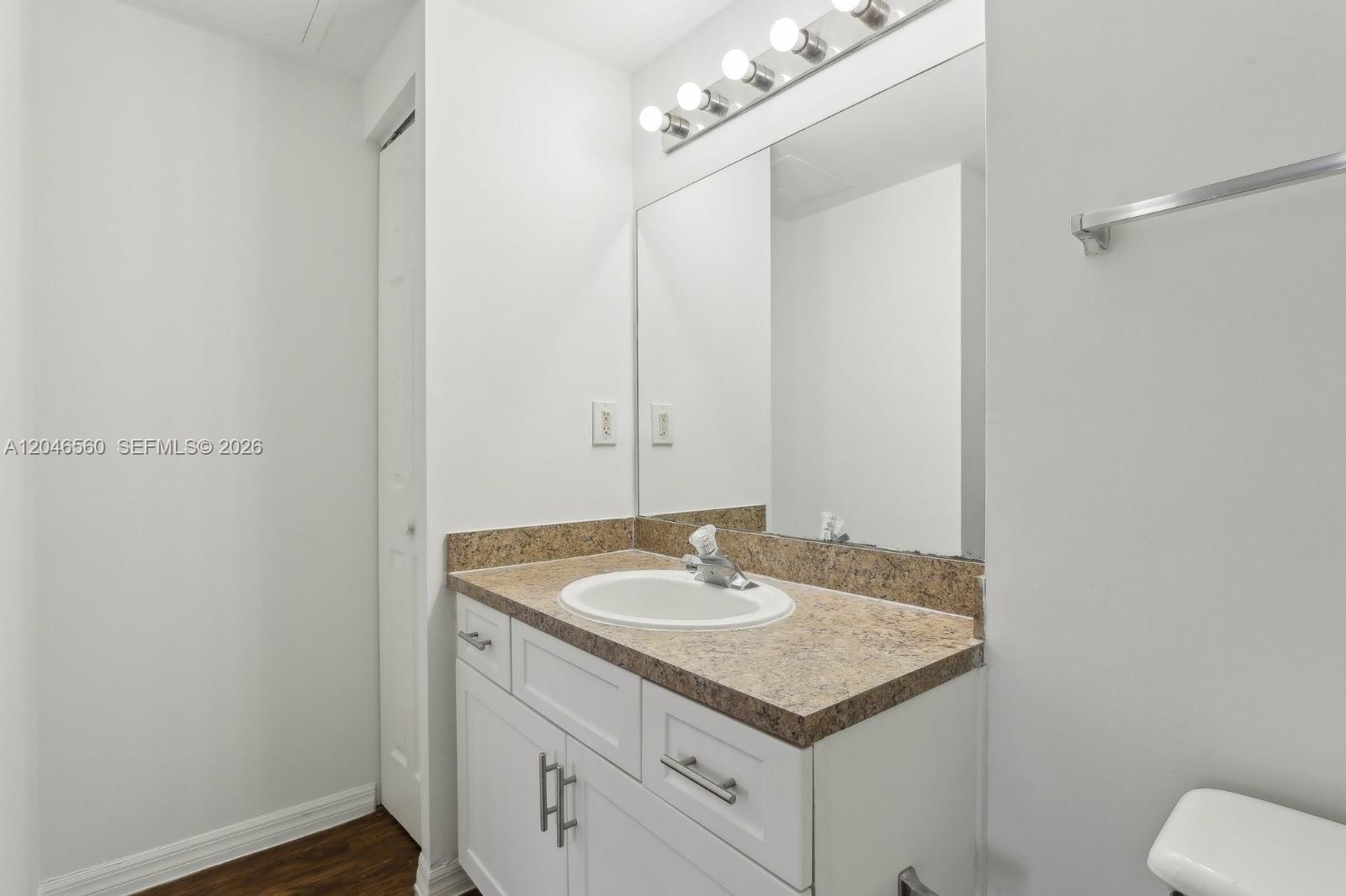 Residential in Pembroke Pines 4