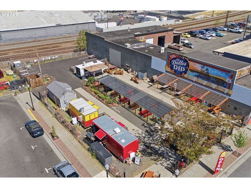 801 E 2nd St, The Dalles, OR, 97058-2419 | Card Image