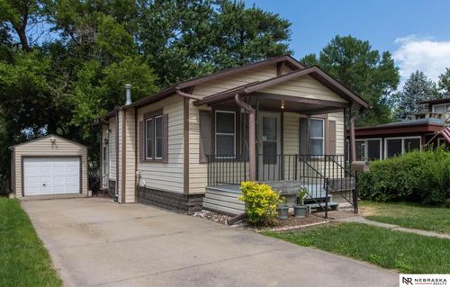 3727 S 16th Street, Lincoln, NE, 68502 | Card Image